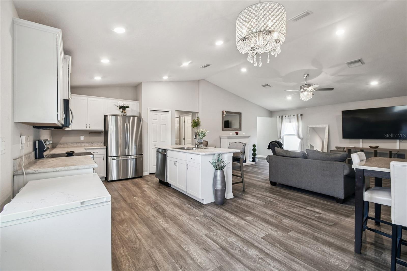 RIVER BEND WEST SUB - Residential