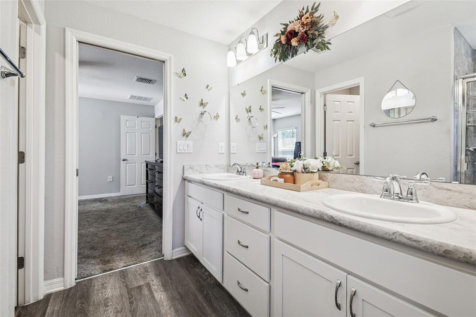 RIVER BEND WEST SUB - Residential