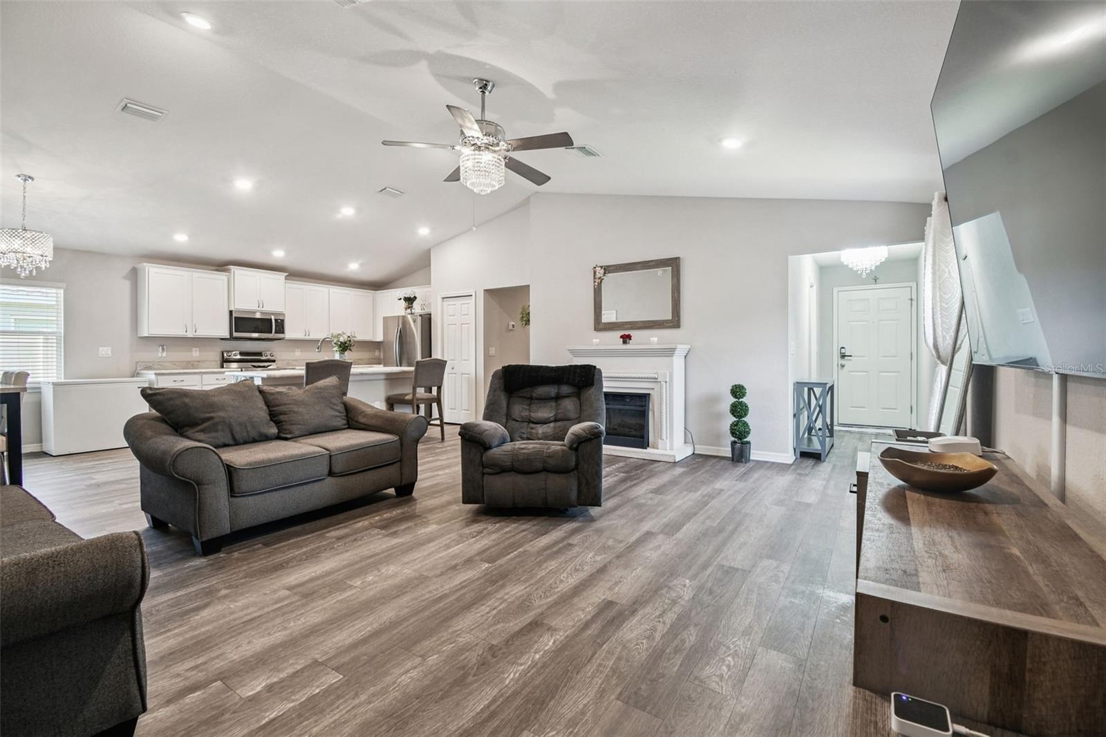 RIVER BEND WEST SUB - Residential