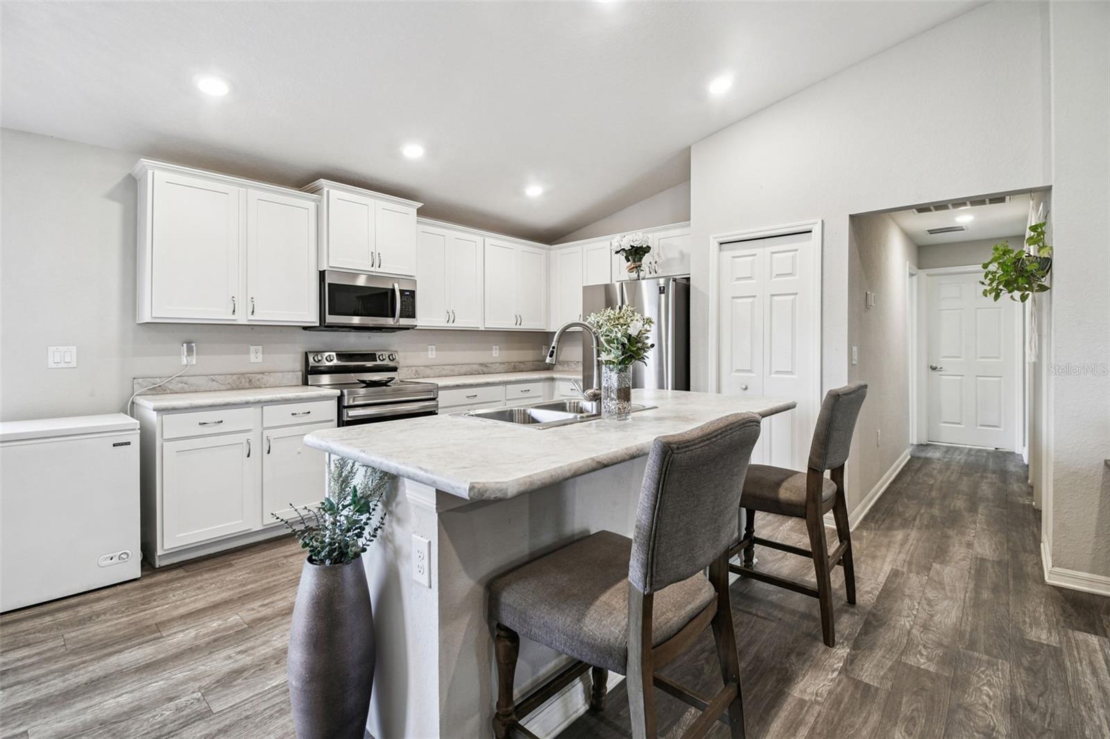 RIVER BEND WEST SUB - Residential