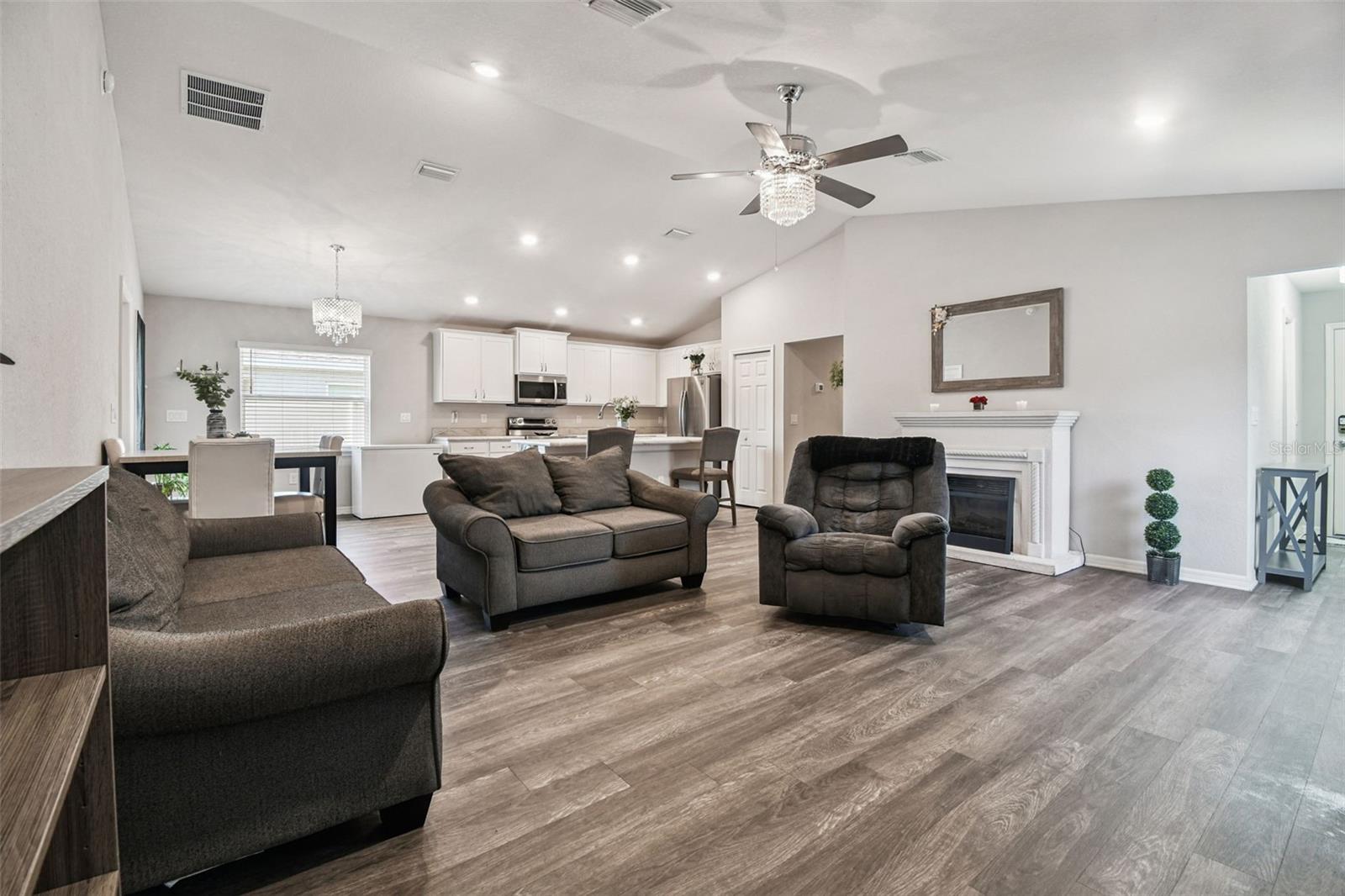 RIVER BEND WEST SUB - Residential