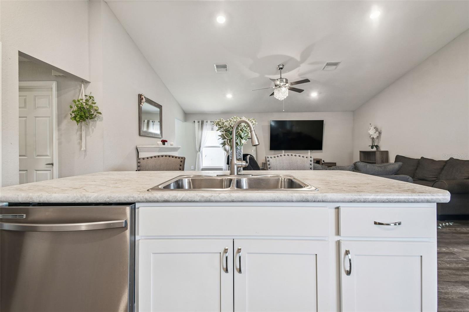 RIVER BEND WEST SUB - Residential