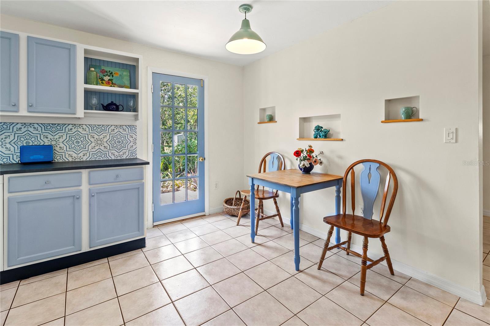 PALM GROVE - Residential