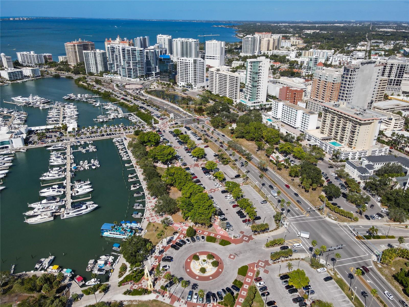 PALM GROVE - Residential