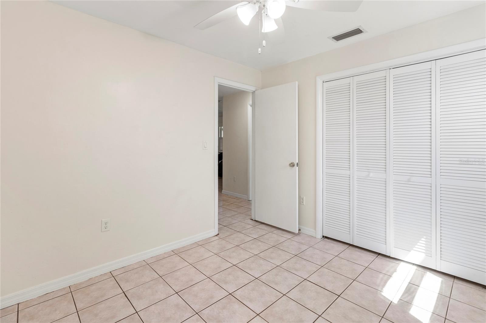 PALM GROVE - Residential