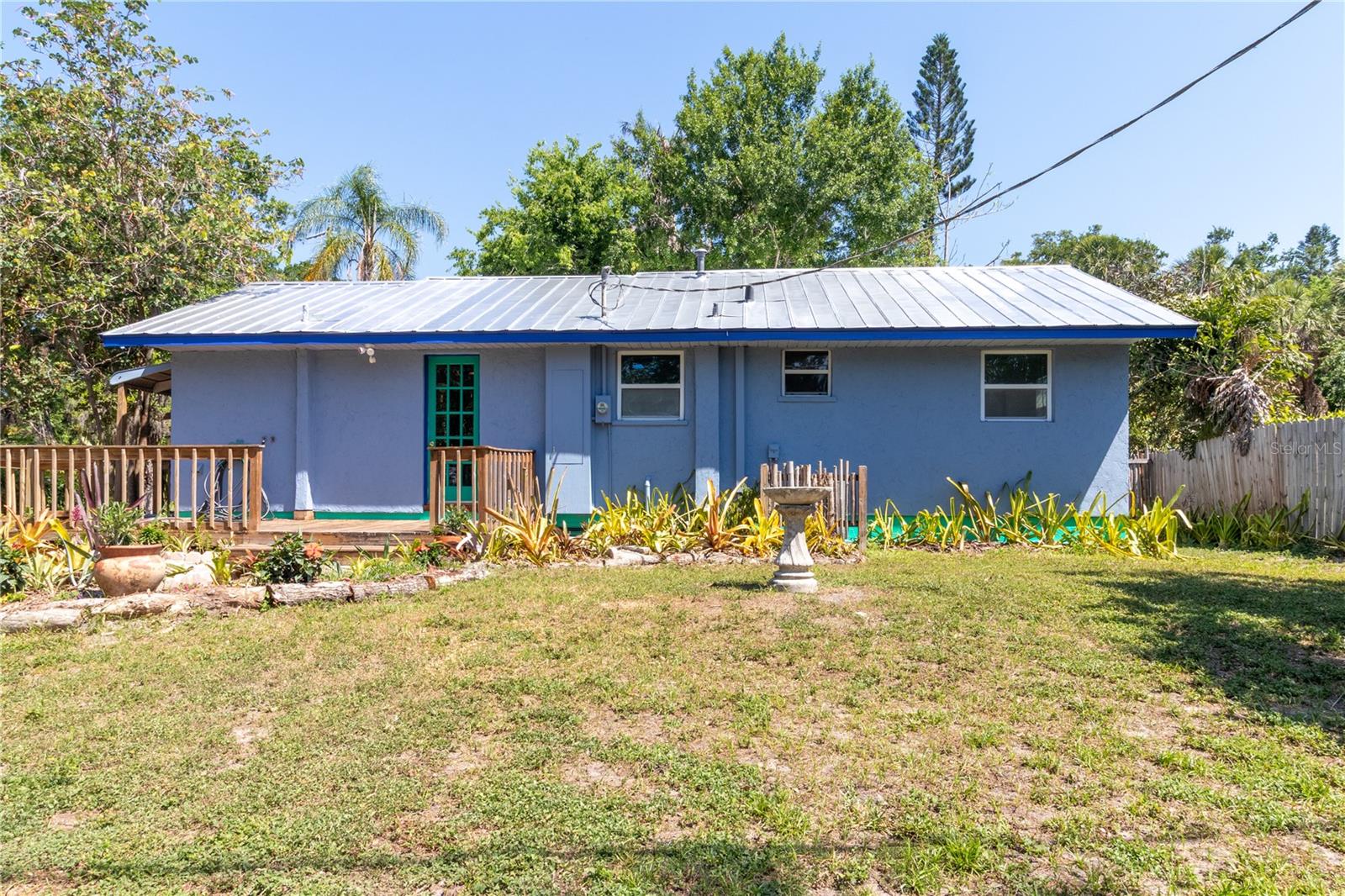 PALM GROVE - Residential