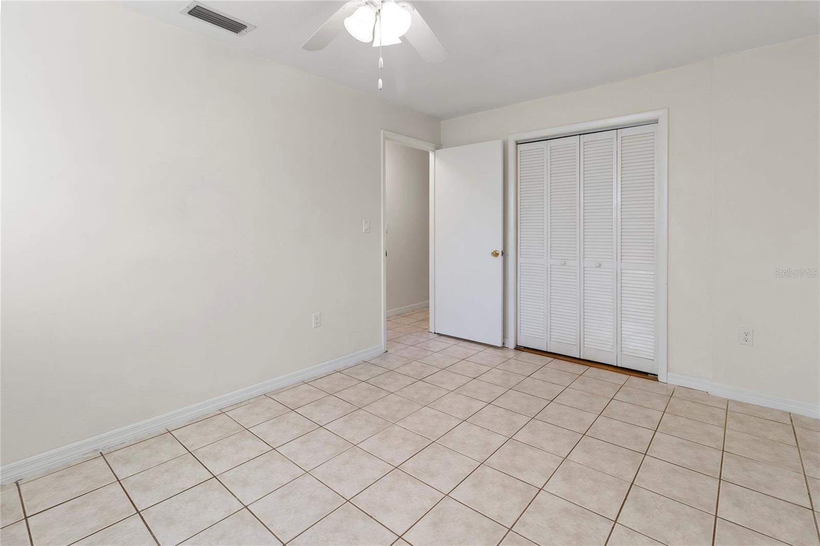 PALM GROVE - Residential