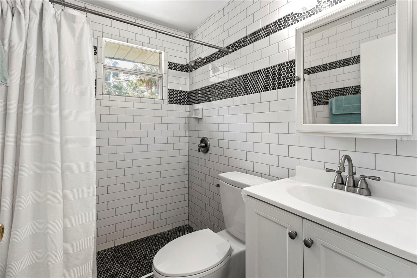 PALM GROVE - Residential