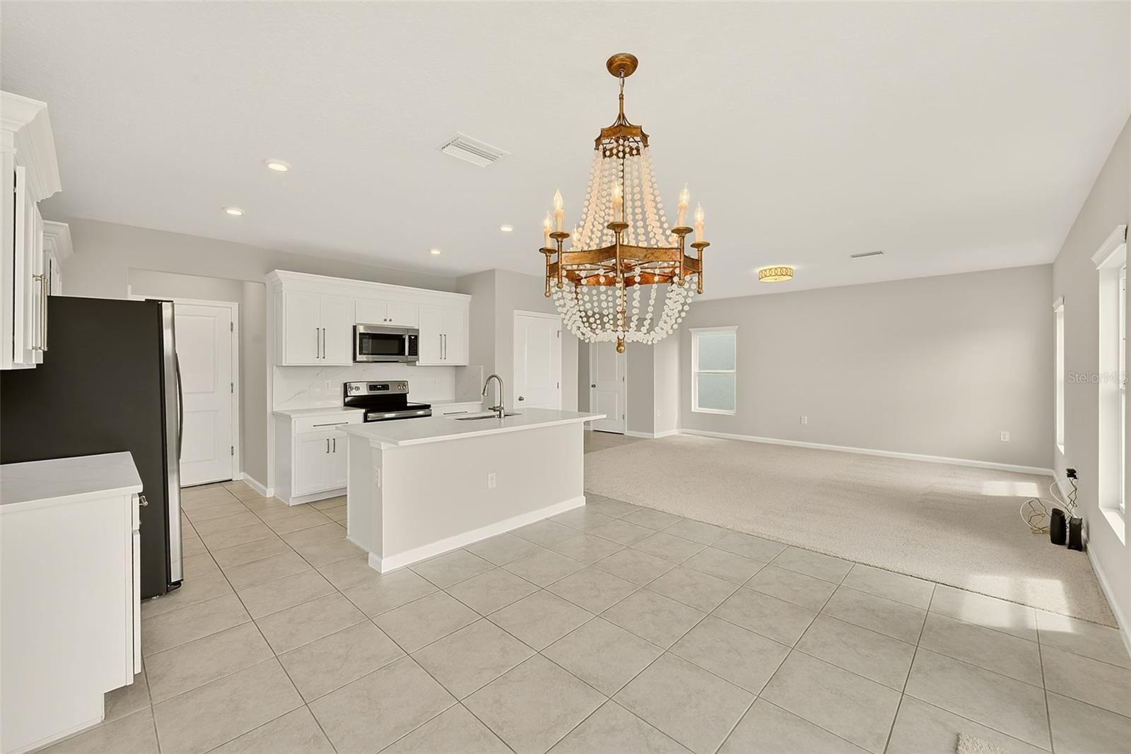 ZEPHYR PLACE - Residential