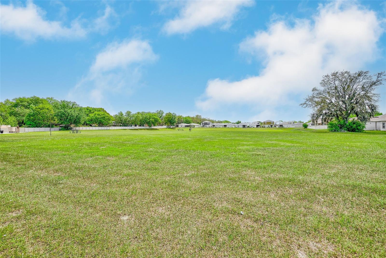 ZEPHYR PLACE - Residential