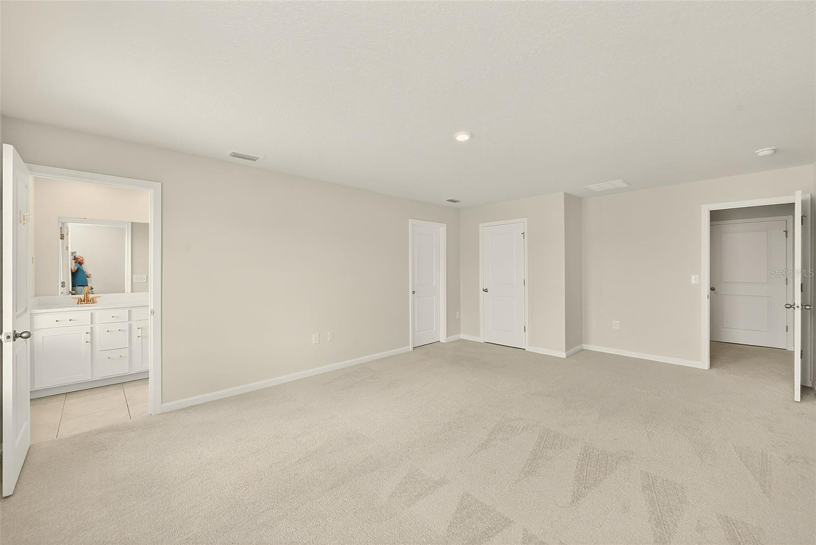 ZEPHYR PLACE - Residential