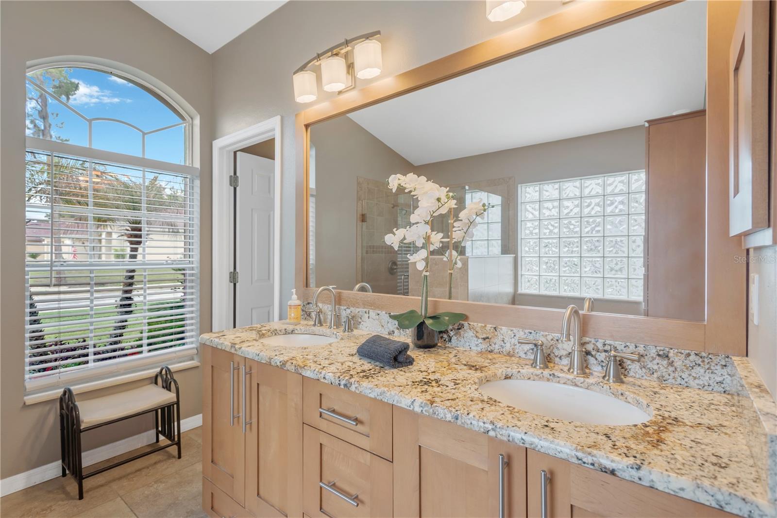 BLOOMINGDALE SEC BB PH - Residential
