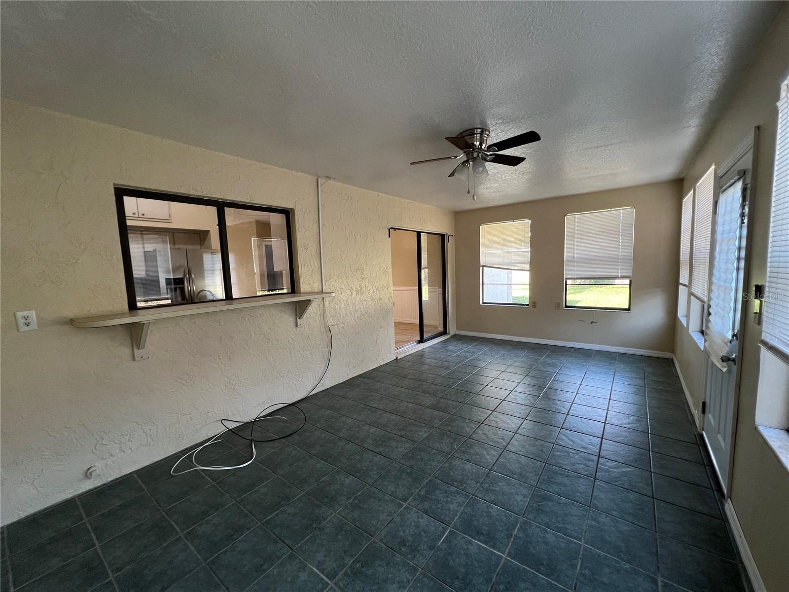 SUMMIT - Residential Lease