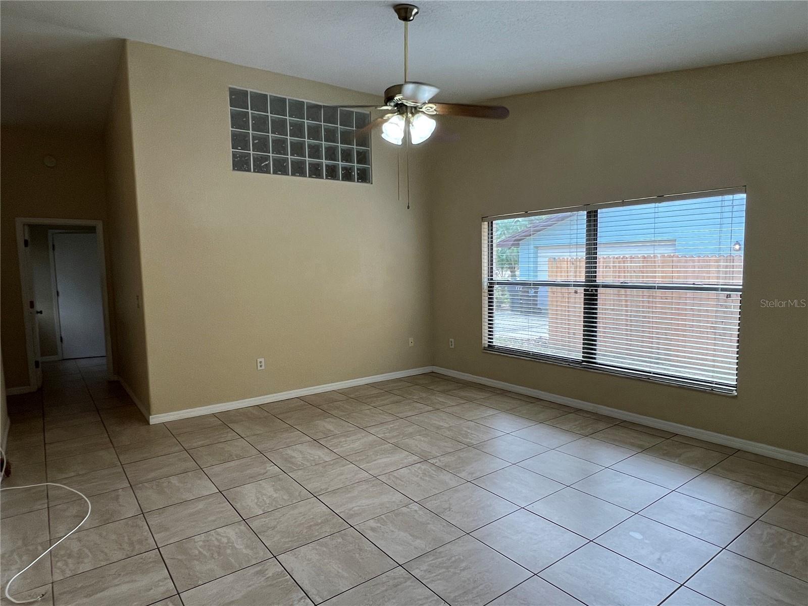 SUMMIT - Residential Lease