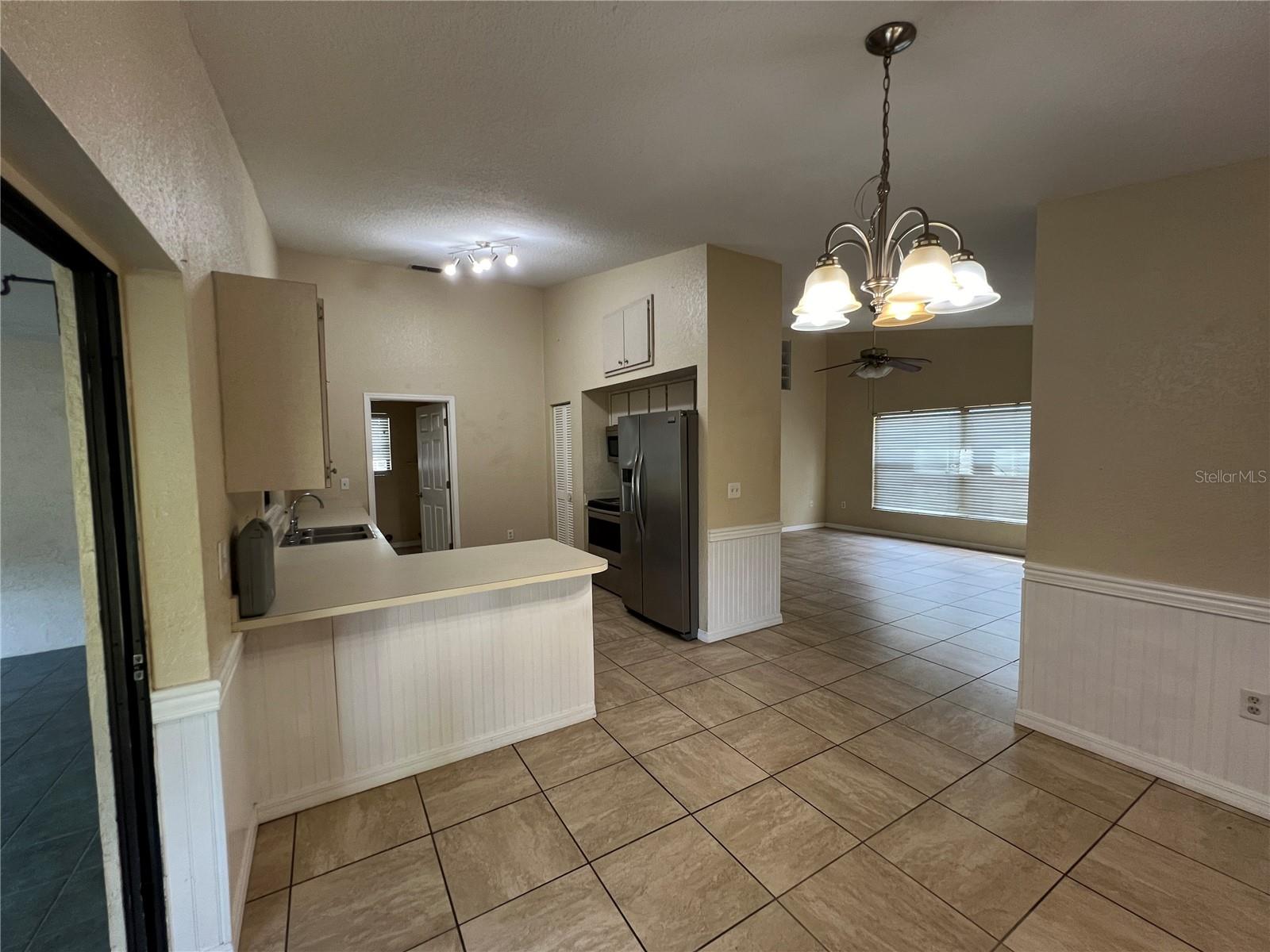 SUMMIT - Residential Lease