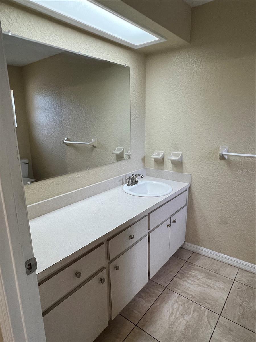 SUMMIT - Residential Lease