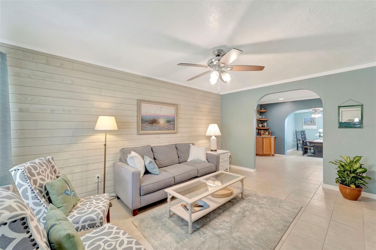 460 PELICAN ROAD