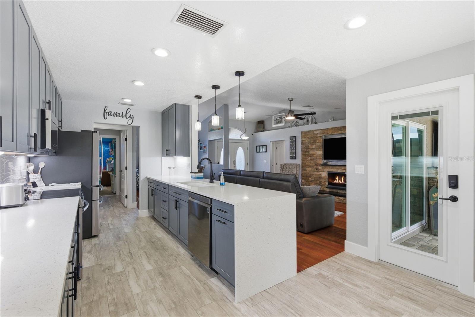 QUAIL HOLLOW PINES - Residential