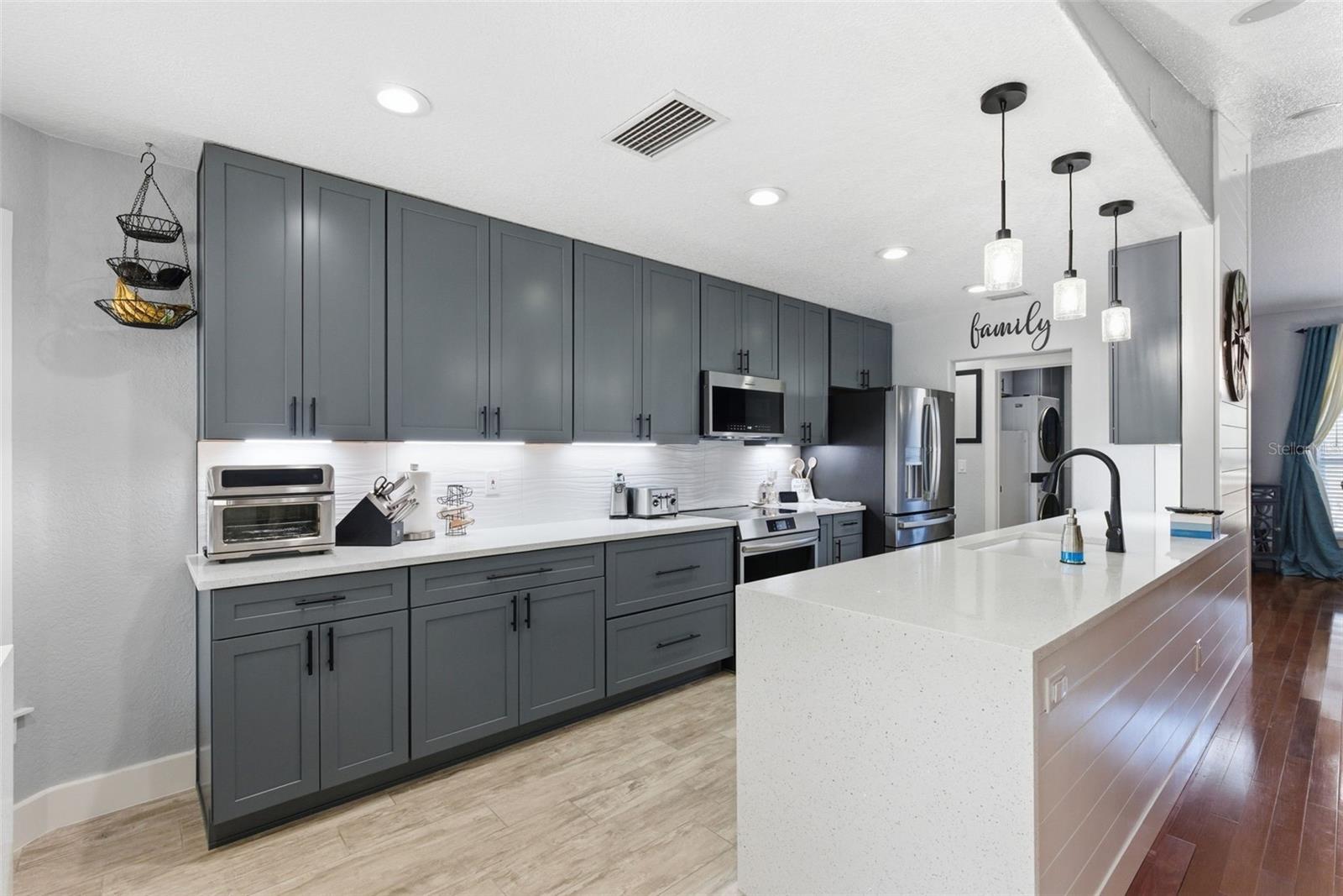 QUAIL HOLLOW PINES - Residential