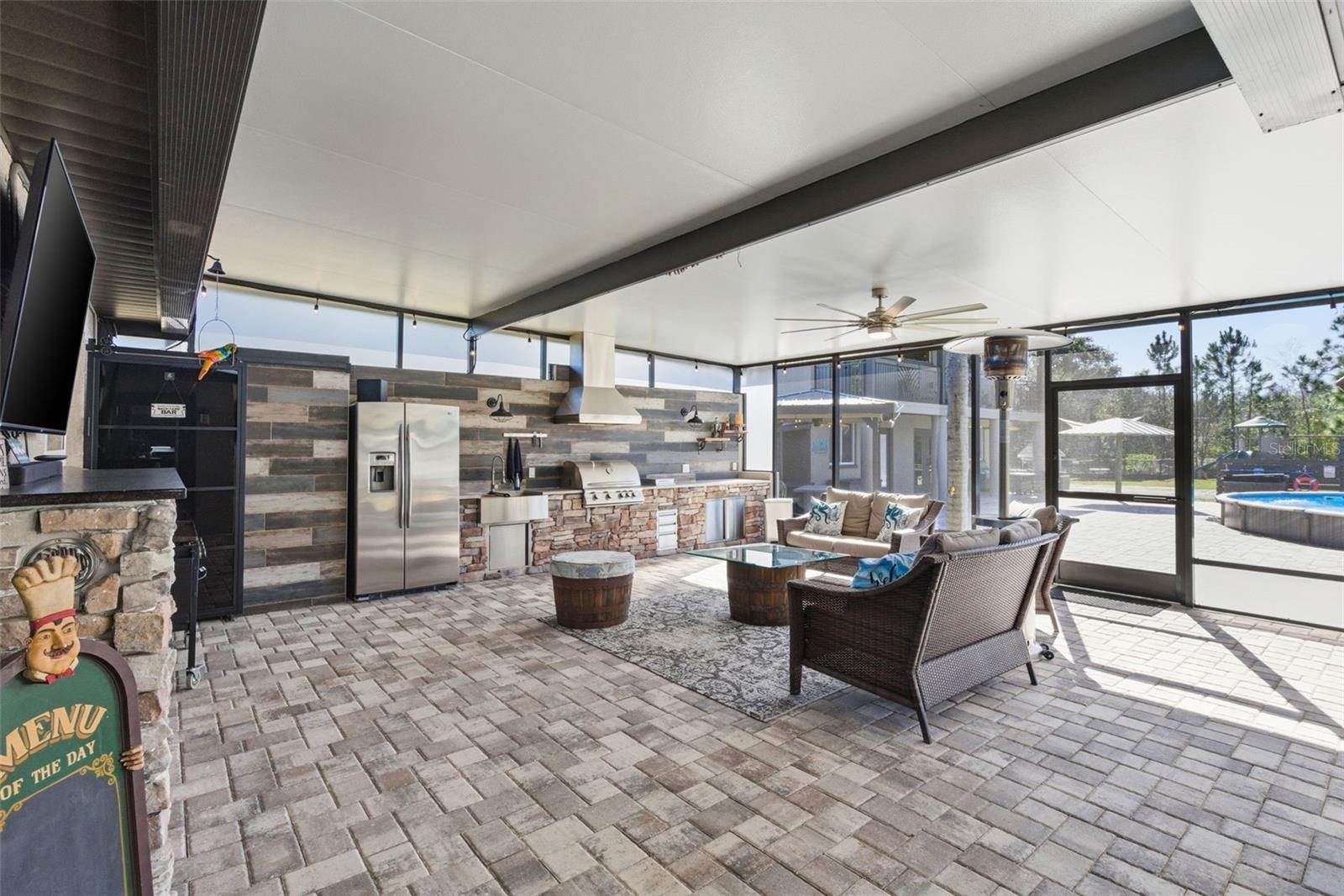 QUAIL HOLLOW PINES - Residential