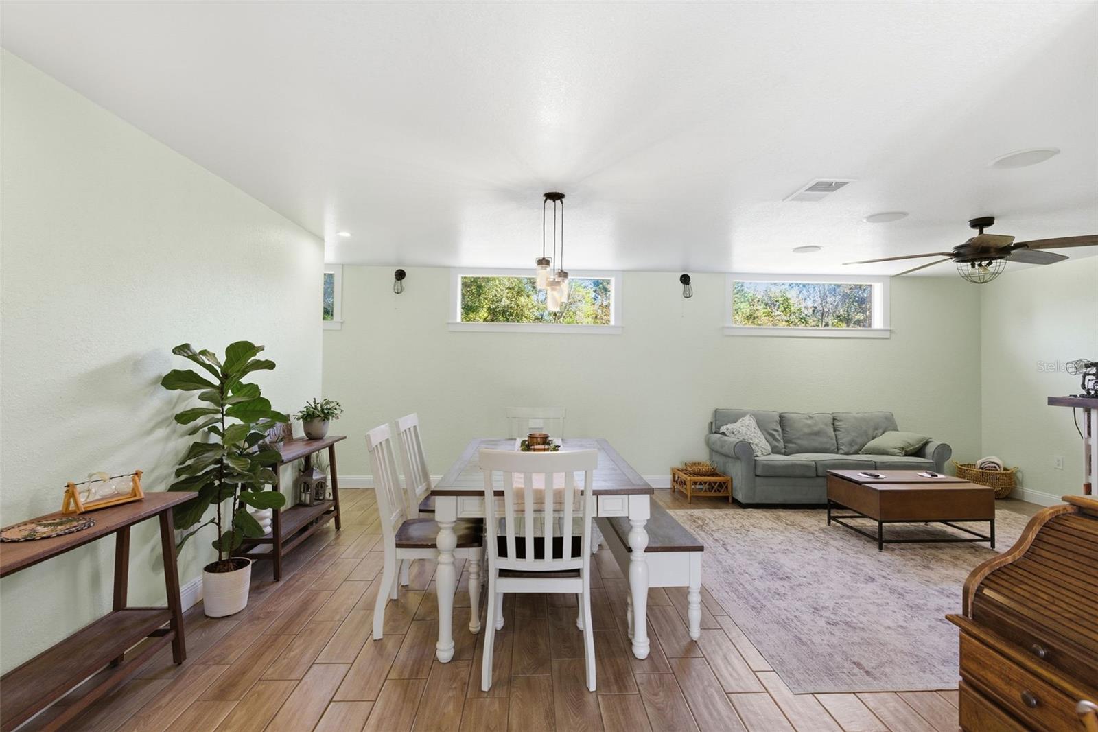 QUAIL HOLLOW PINES - Residential