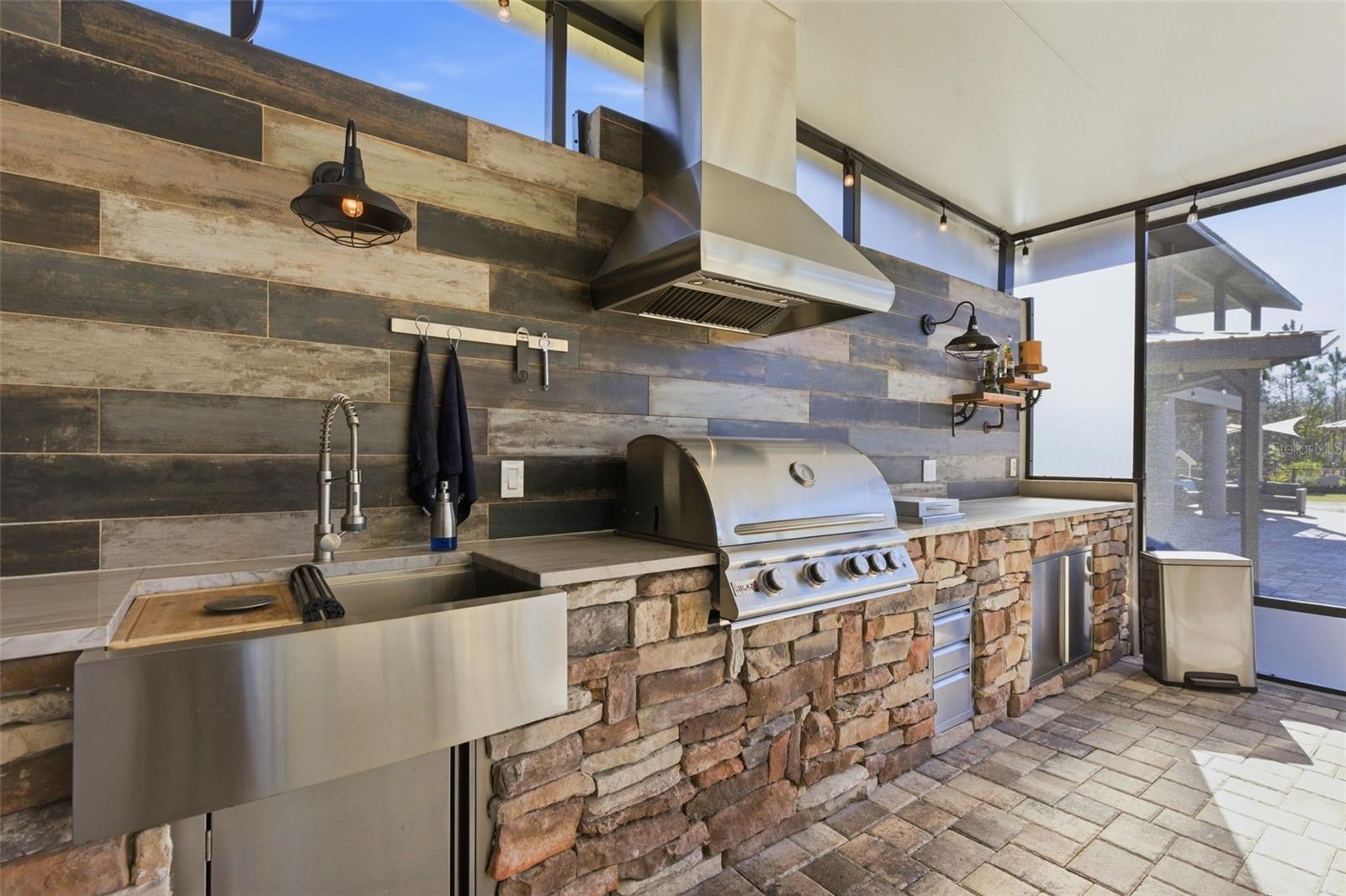 QUAIL HOLLOW PINES - Residential