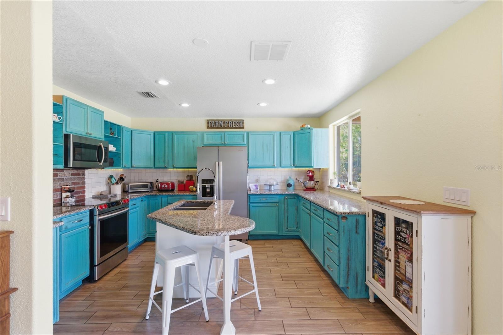 QUAIL HOLLOW PINES - Residential