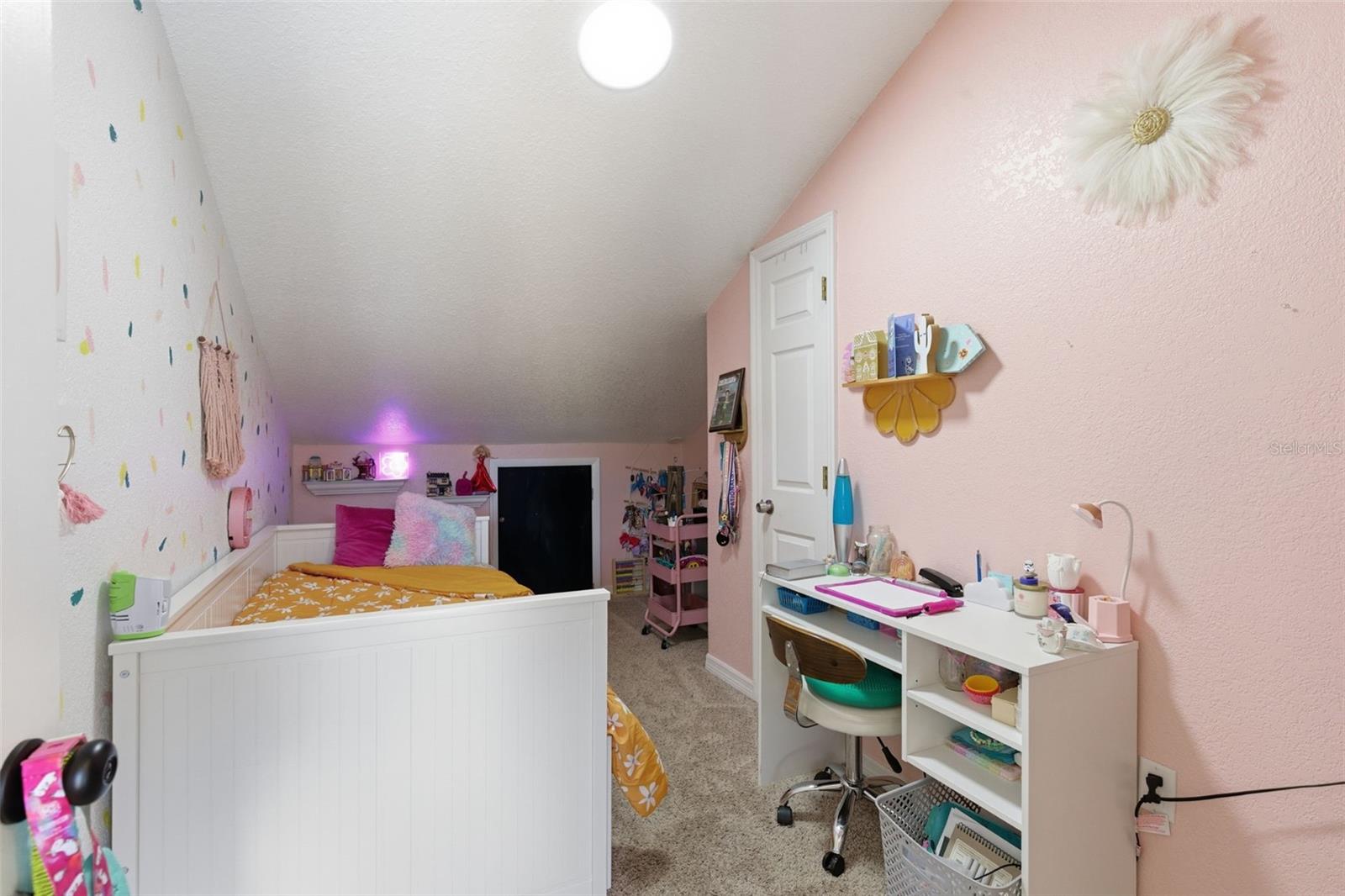 QUAIL HOLLOW PINES - Residential