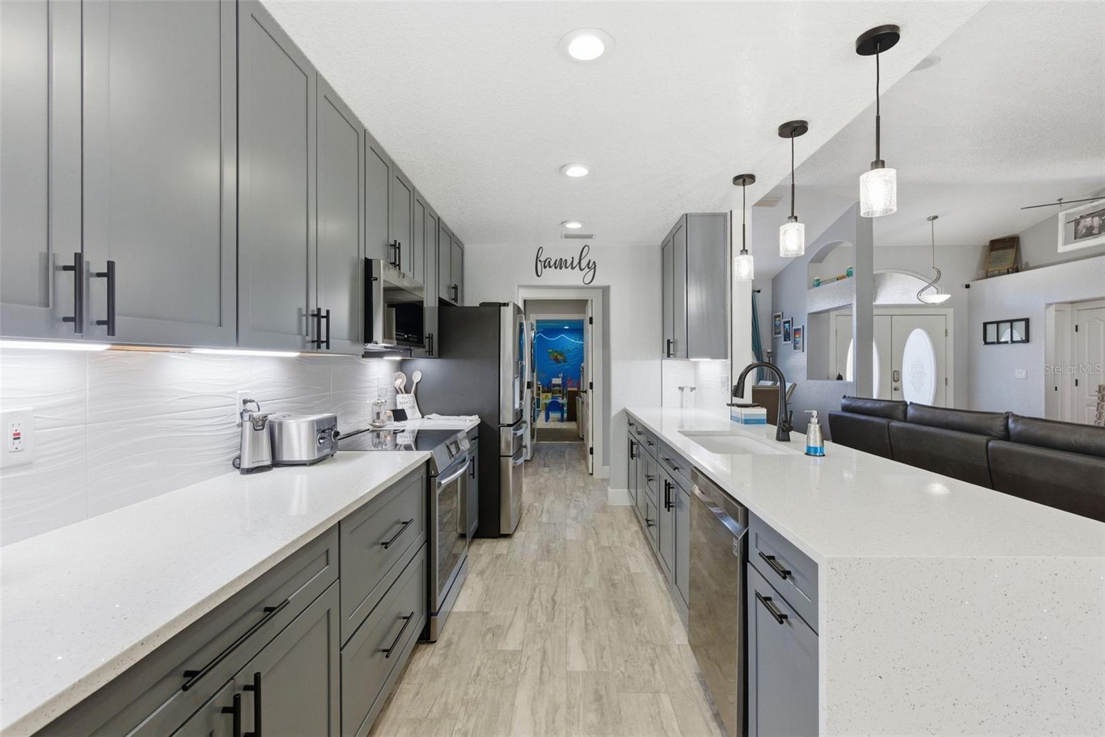 QUAIL HOLLOW PINES - Residential