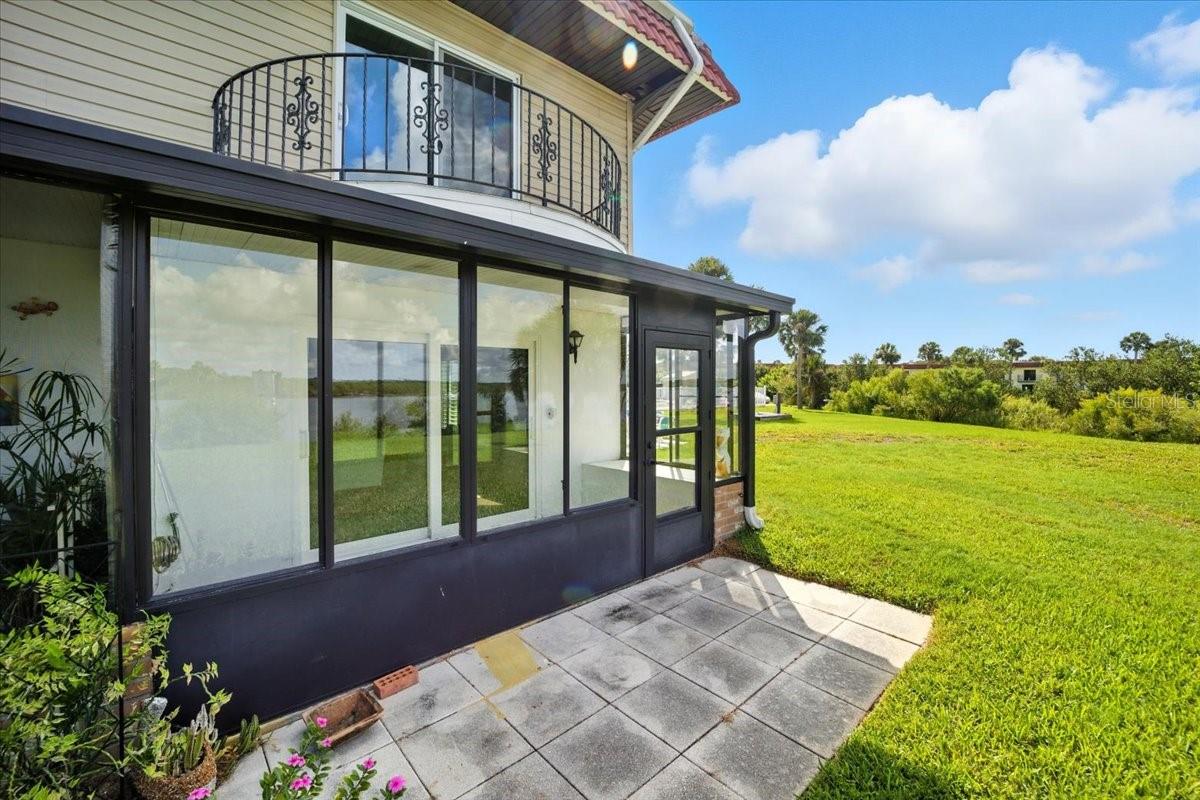 OCEAN PALM VILLAS 01 - Residential