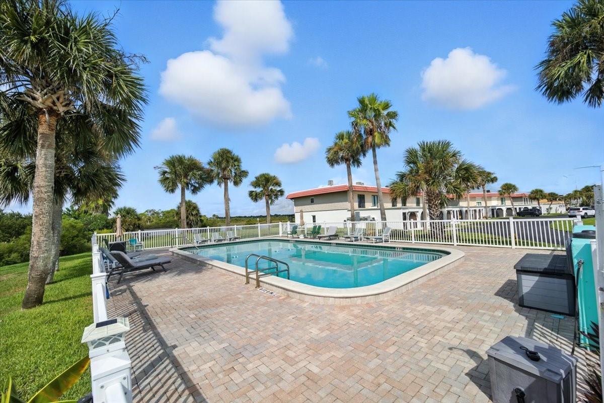 OCEAN PALM VILLAS 01 - Residential