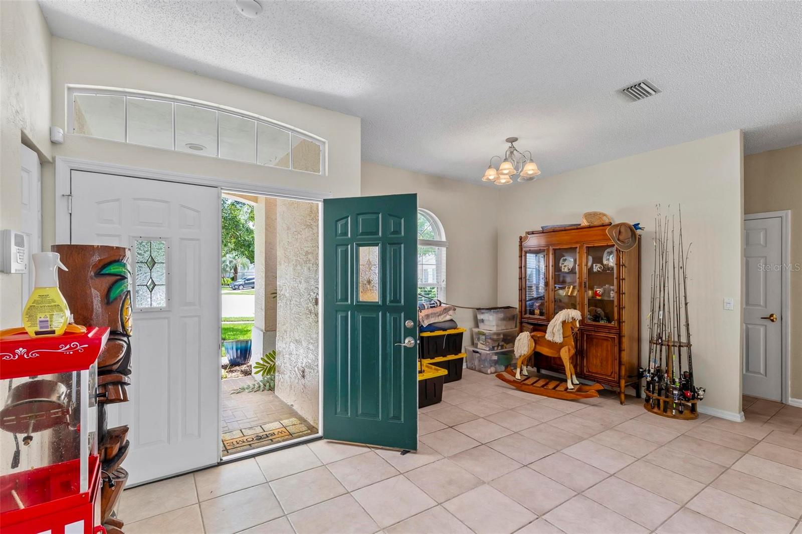 28 MONTAUK LANE