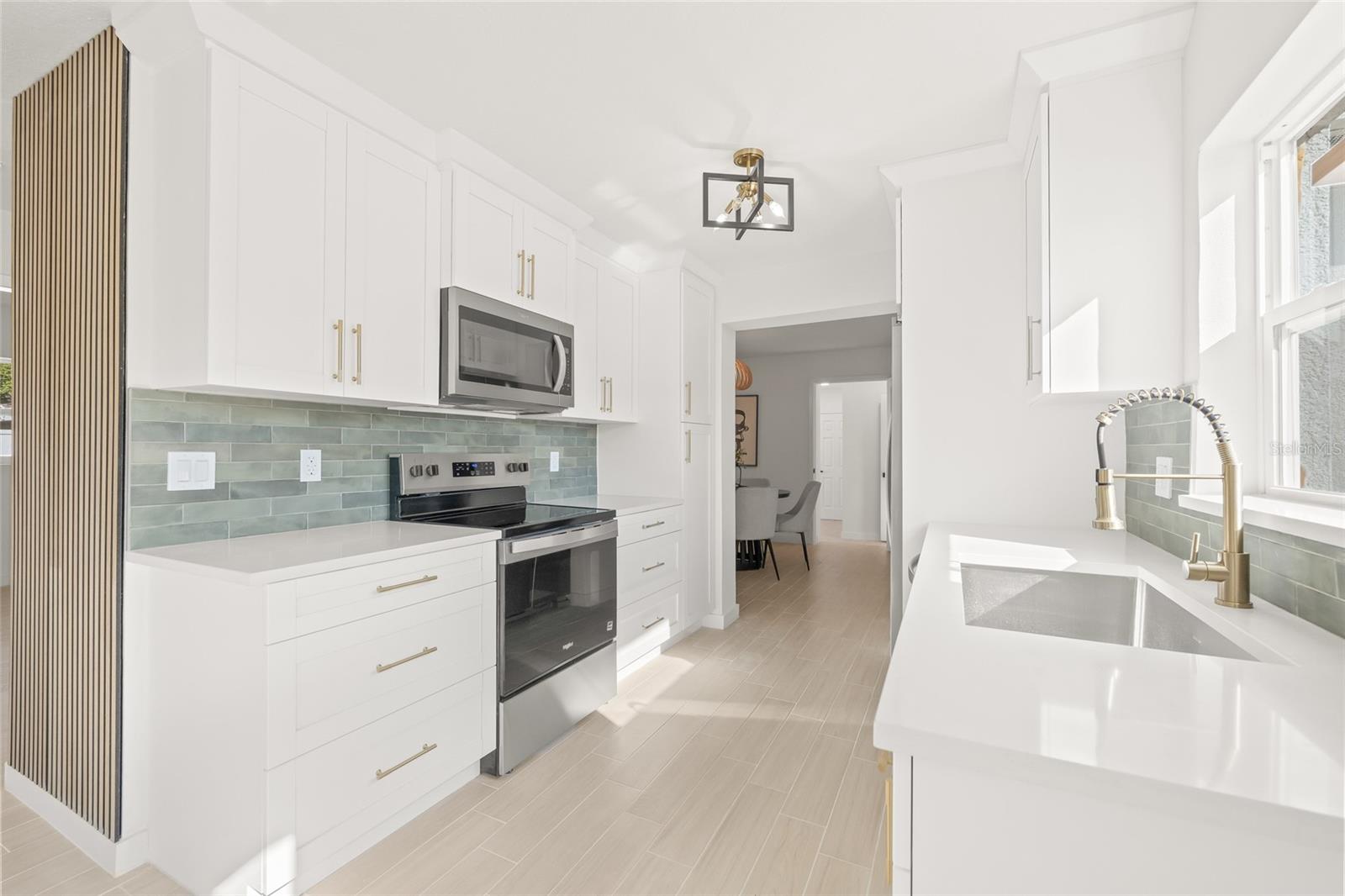 HAMNERS MARJORY B & W E FLO - Residential