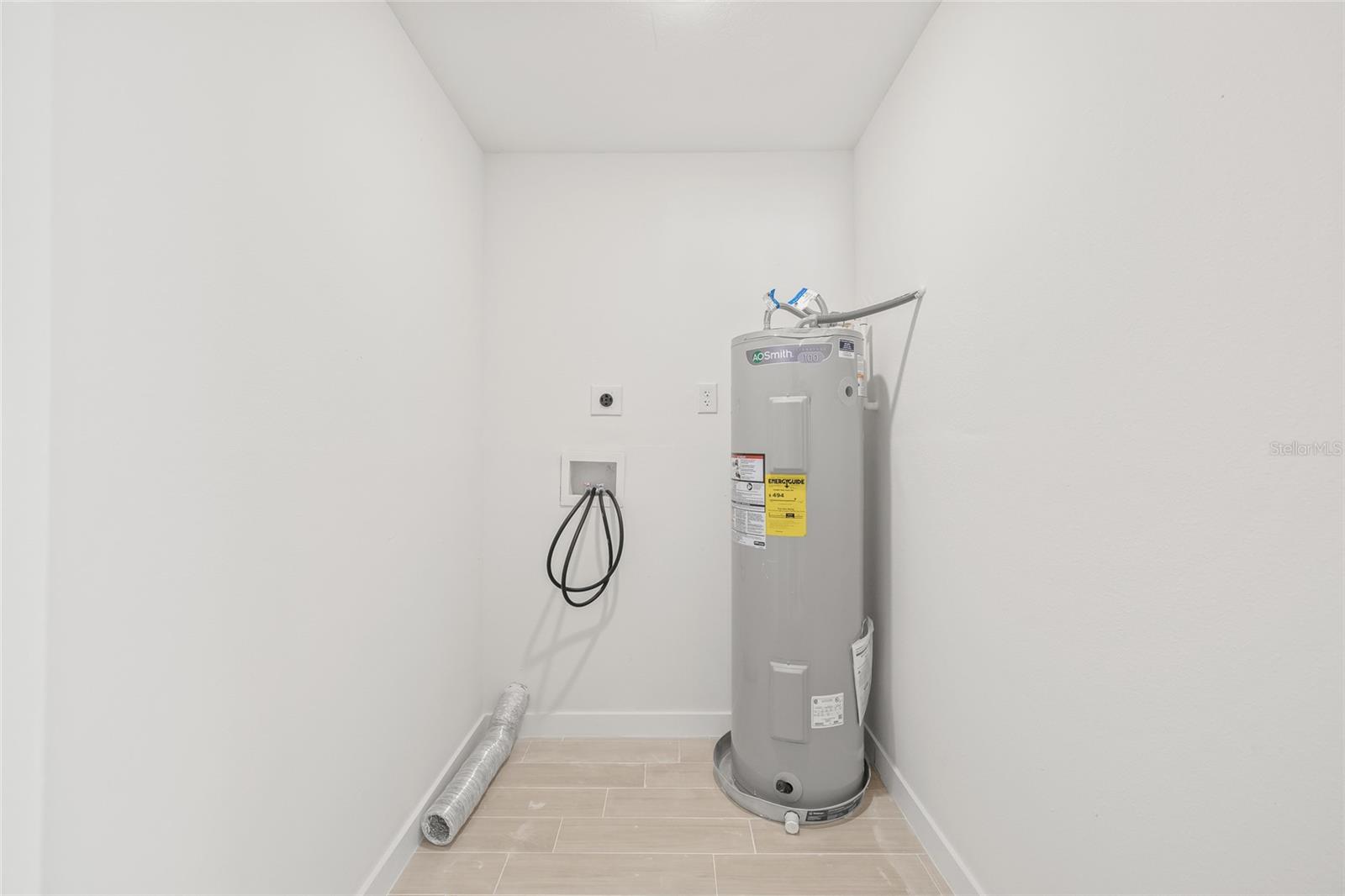 HAMNERS MARJORY B & W E FLO - Residential