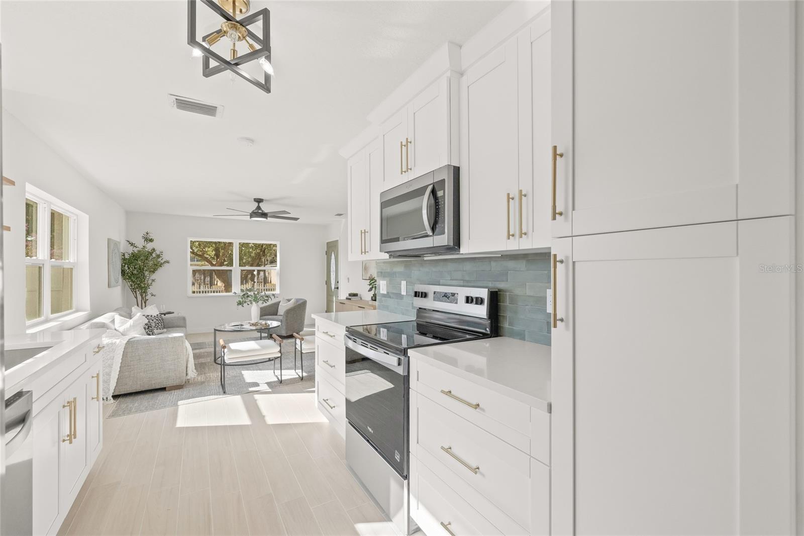 HAMNERS MARJORY B & W E FLO - Residential