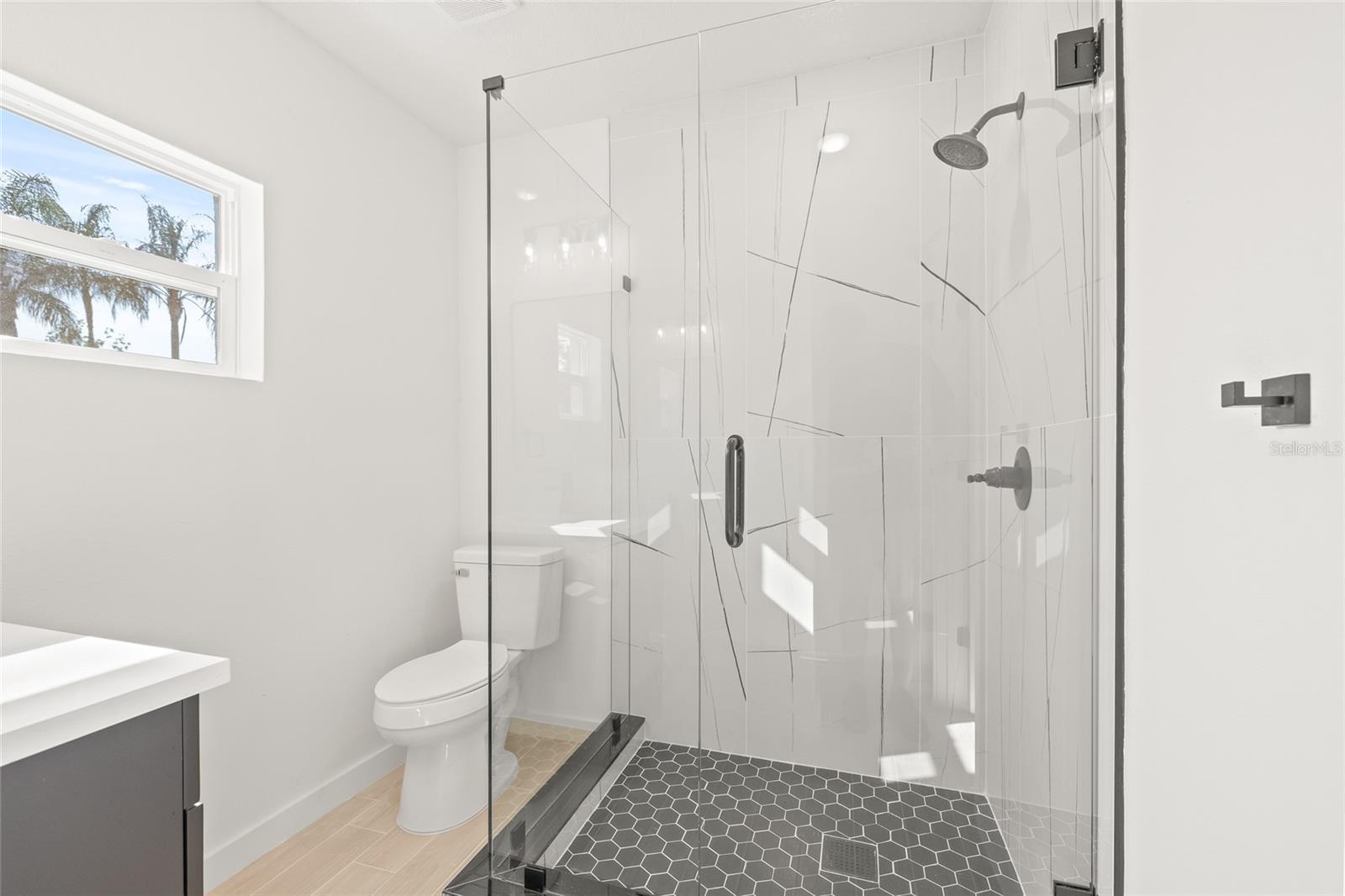 HAMNERS MARJORY B & W E FLO - Residential