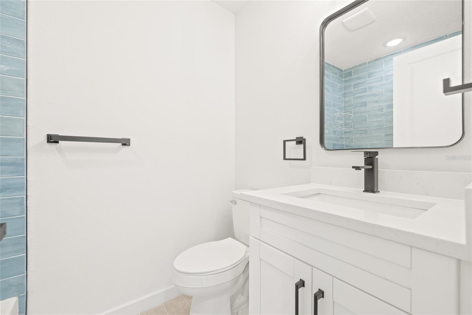 HAMNERS MARJORY B & W E FLO - Residential