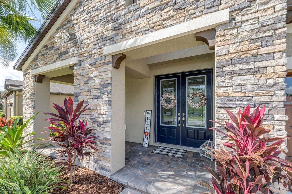 21896 EMORY OAK PLACE