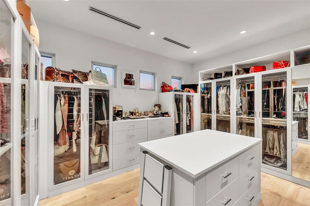 CASEY KEY - Residential