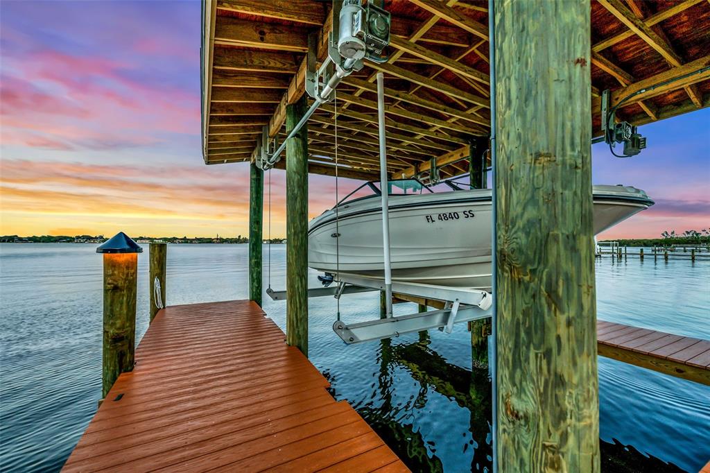 CASEY KEY - Residential