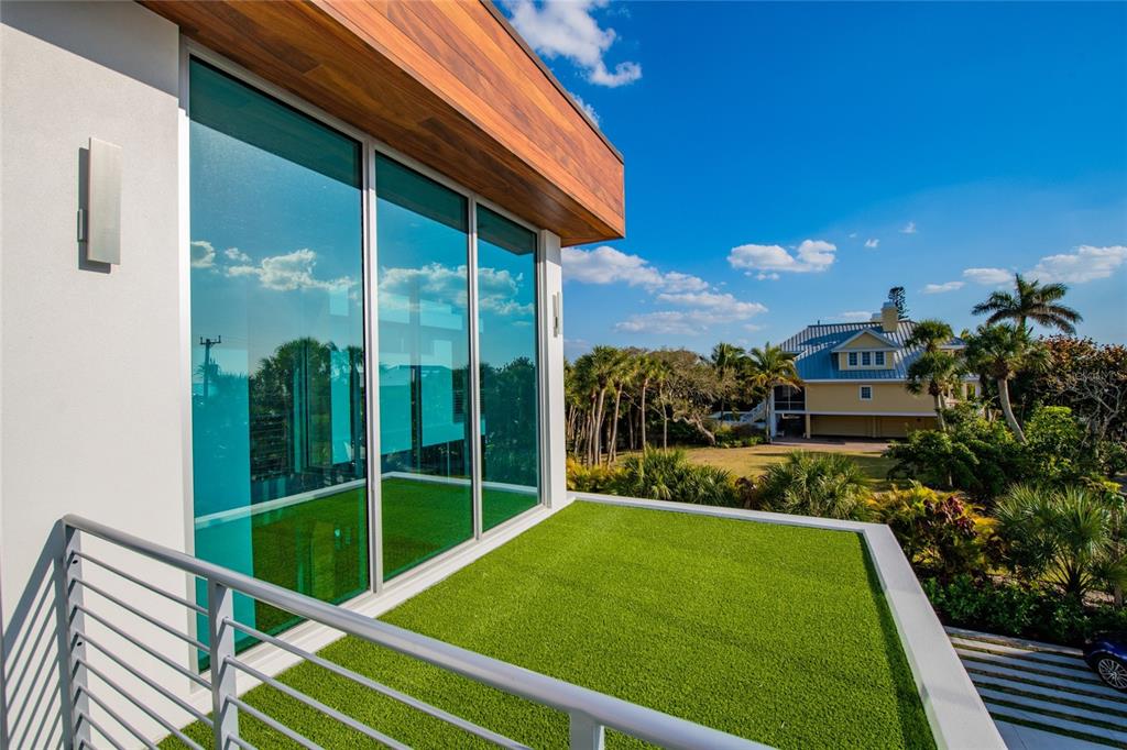 CASEY KEY - Residential