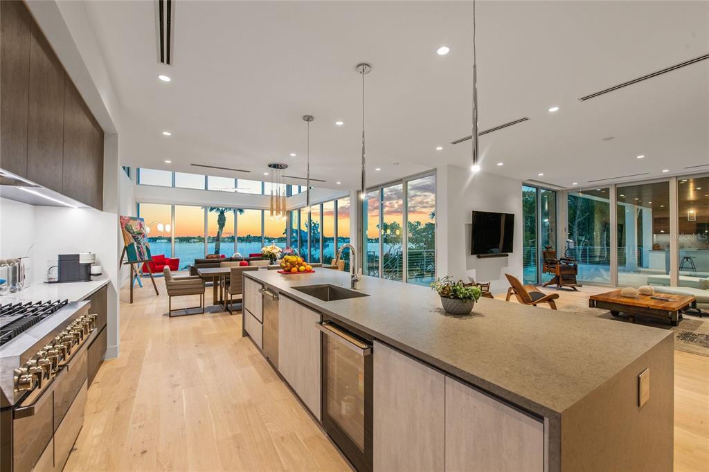 CASEY KEY - Residential