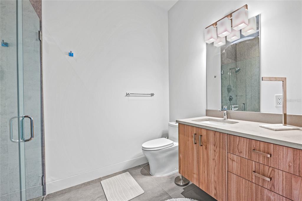 CASEY KEY - Residential