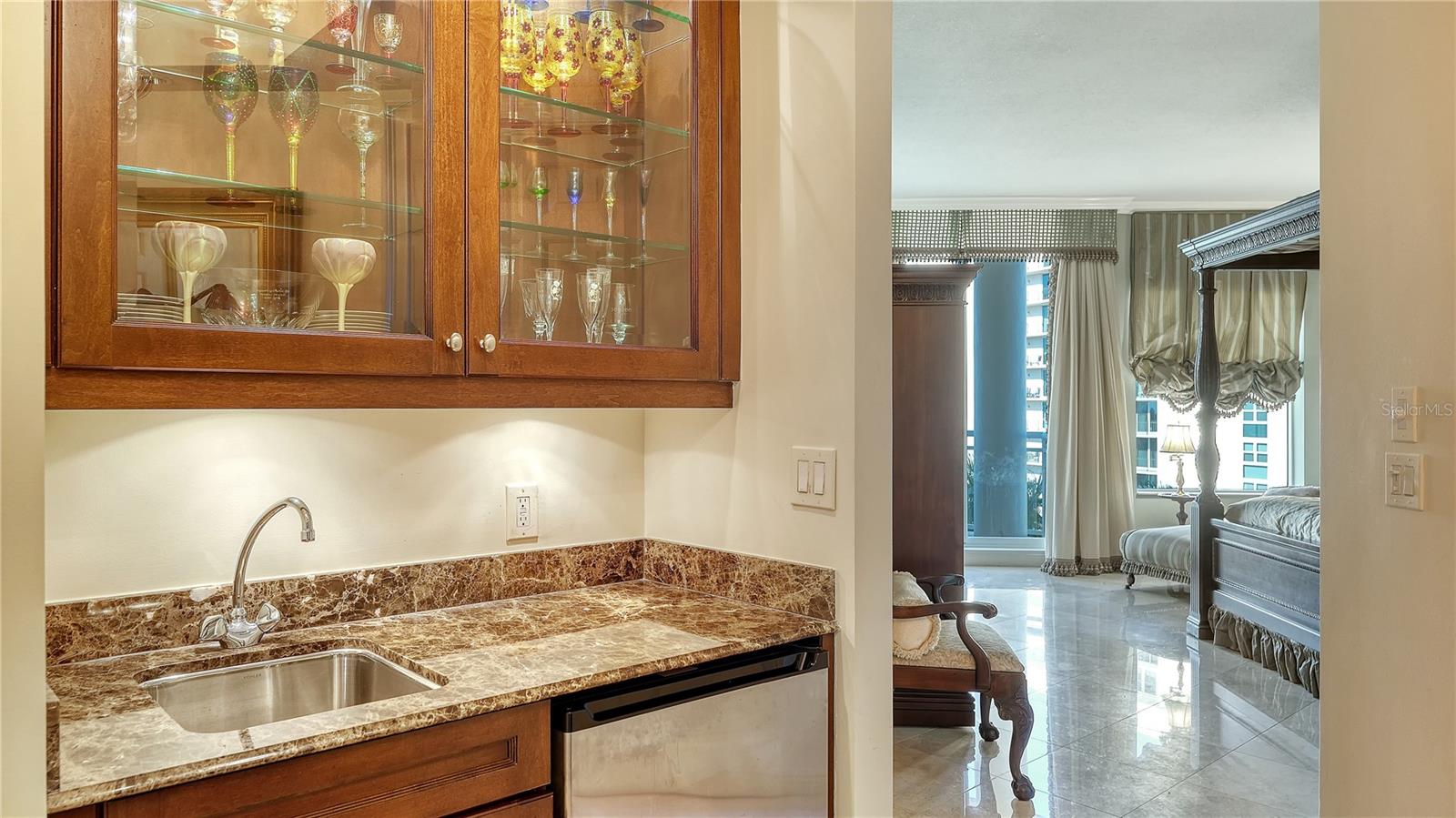 THE BEACH RESIDENCES - Residential