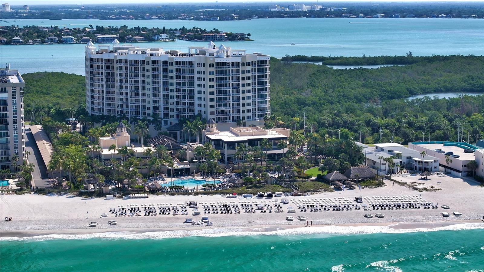 THE BEACH RESIDENCES - Residential