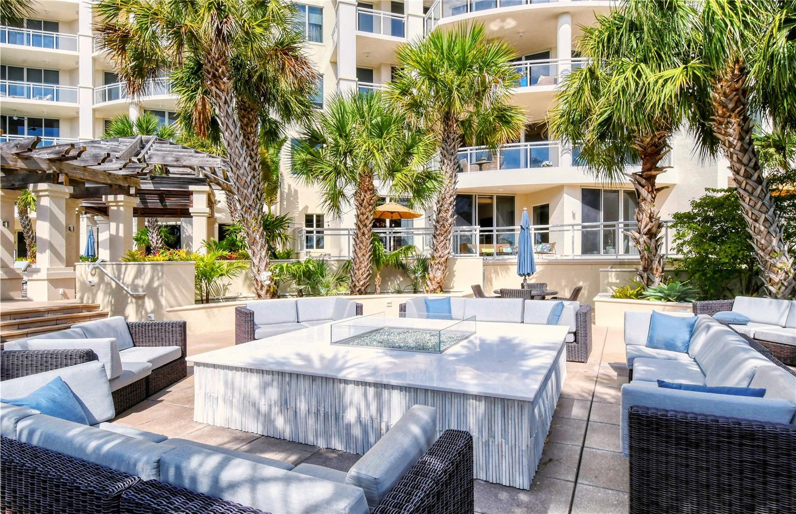 THE BEACH RESIDENCES - Residential