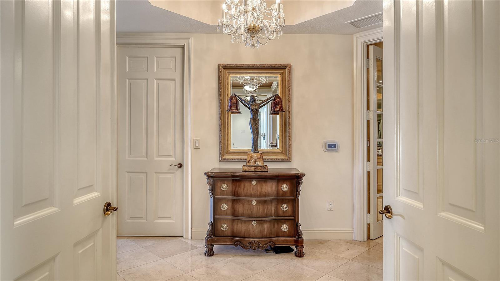 THE BEACH RESIDENCES - Residential