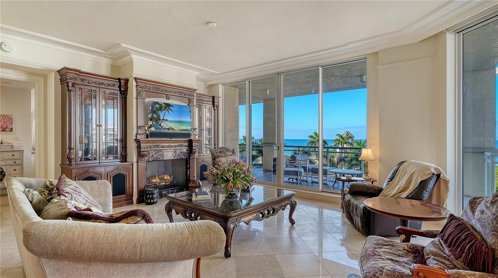 THE BEACH RESIDENCES - Residential