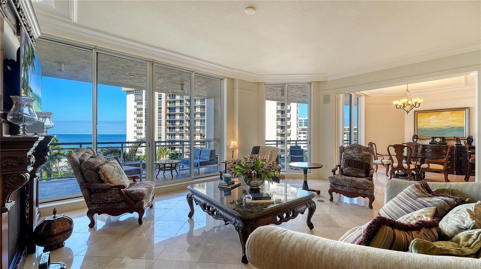 THE BEACH RESIDENCES - Residential