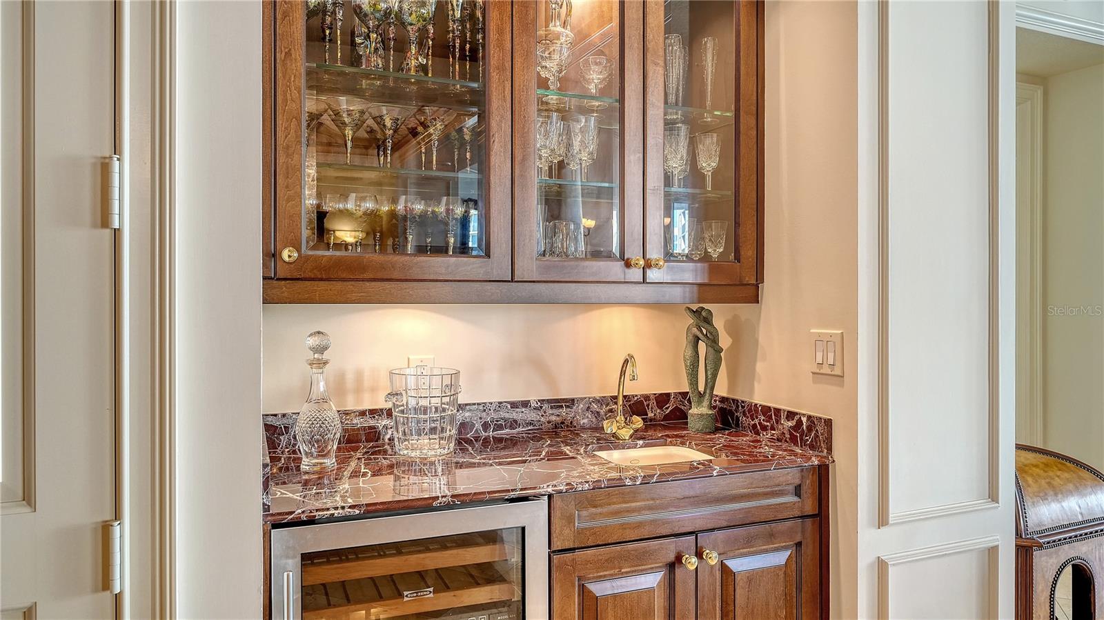 THE BEACH RESIDENCES - Residential